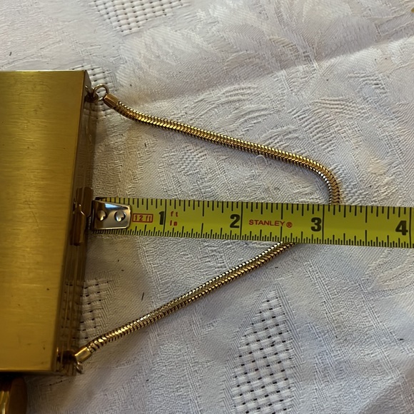 Vintage gold dance case clutch purse with lipstick holder, compact, clip, comb - Picture 15 of 16